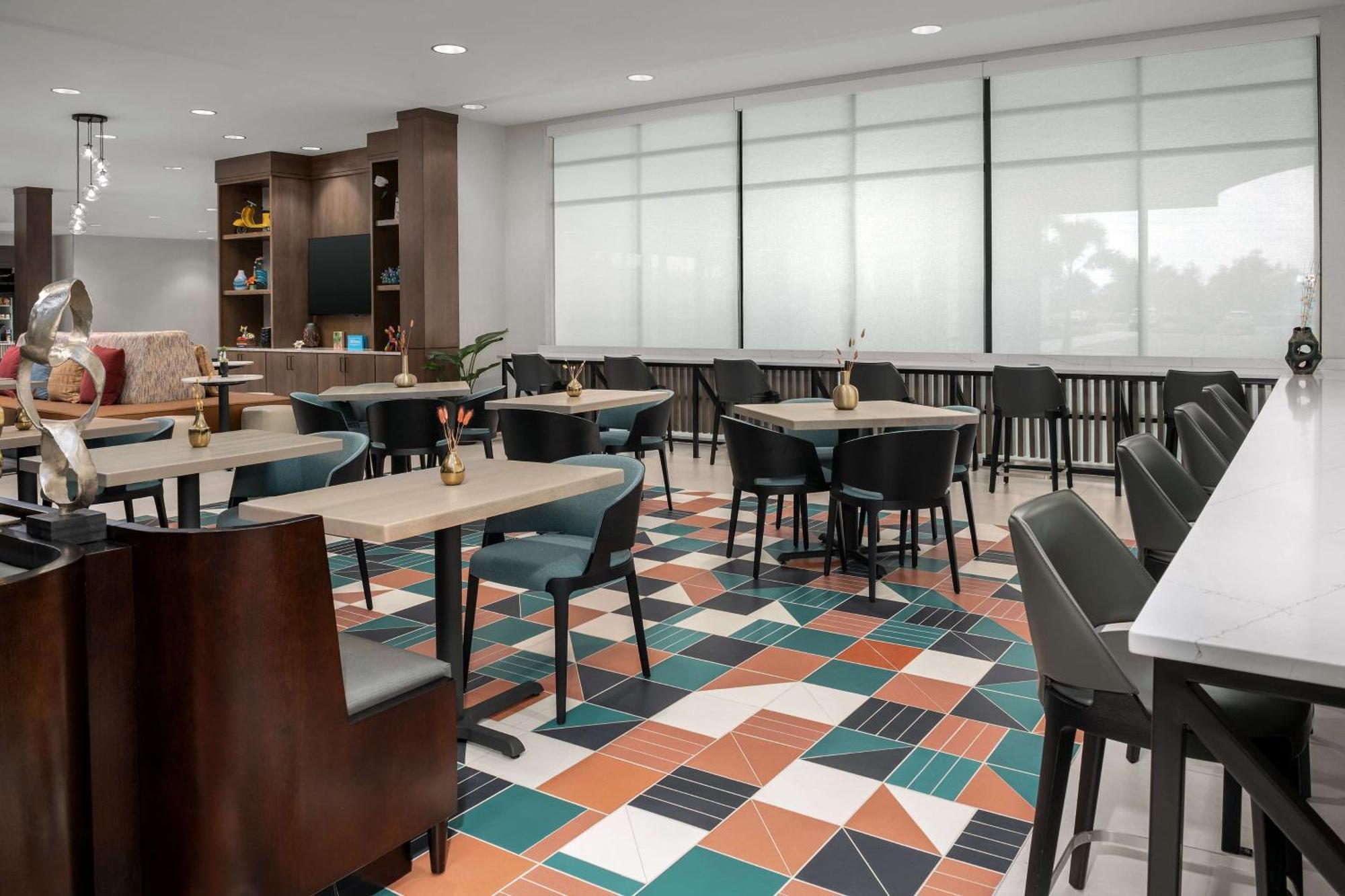 Hampton Inn Orlando Southeast Nona Narcoossee エクステリア 写真