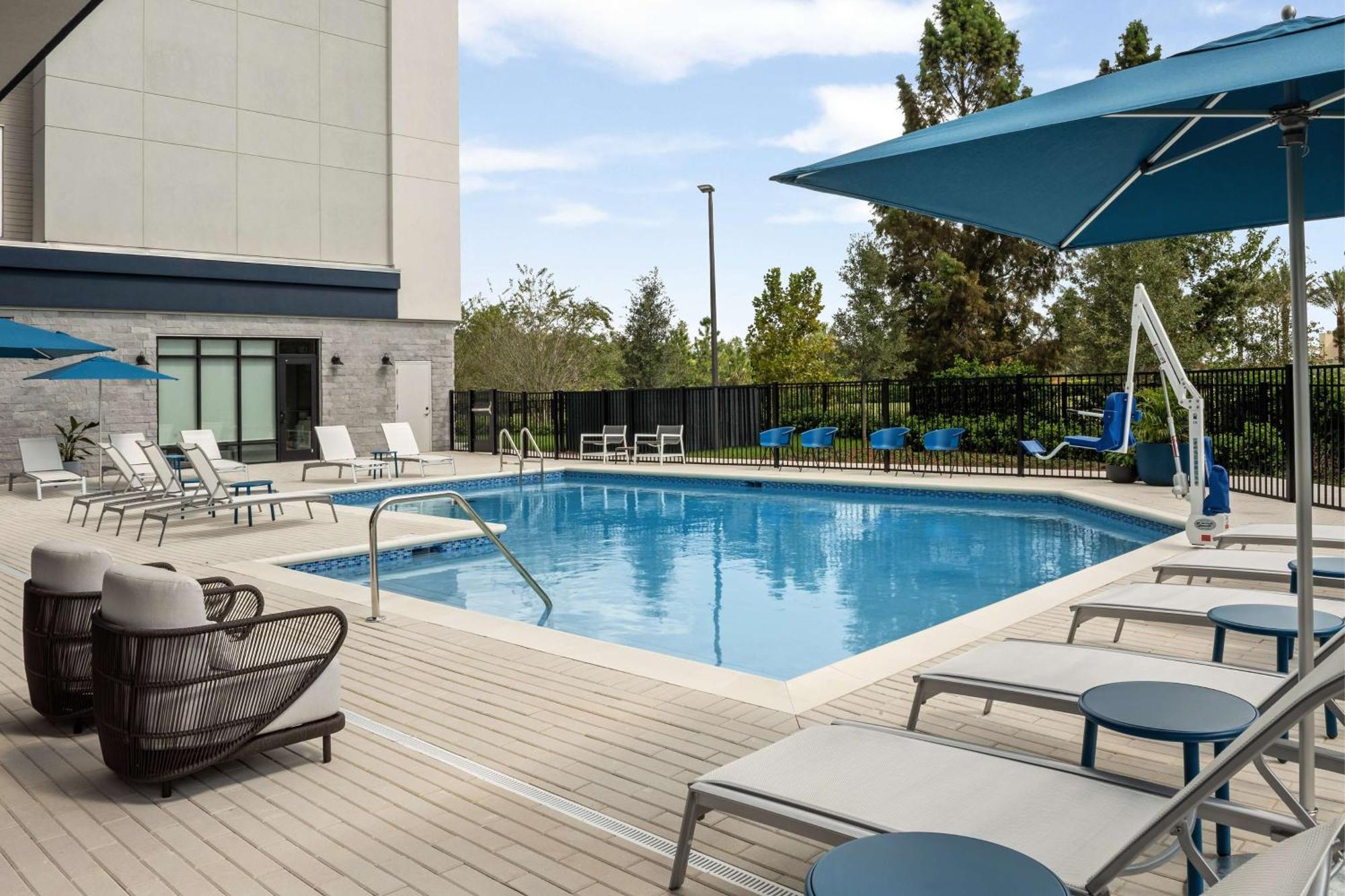 Hampton Inn Orlando Southeast Nona Narcoossee エクステリア 写真