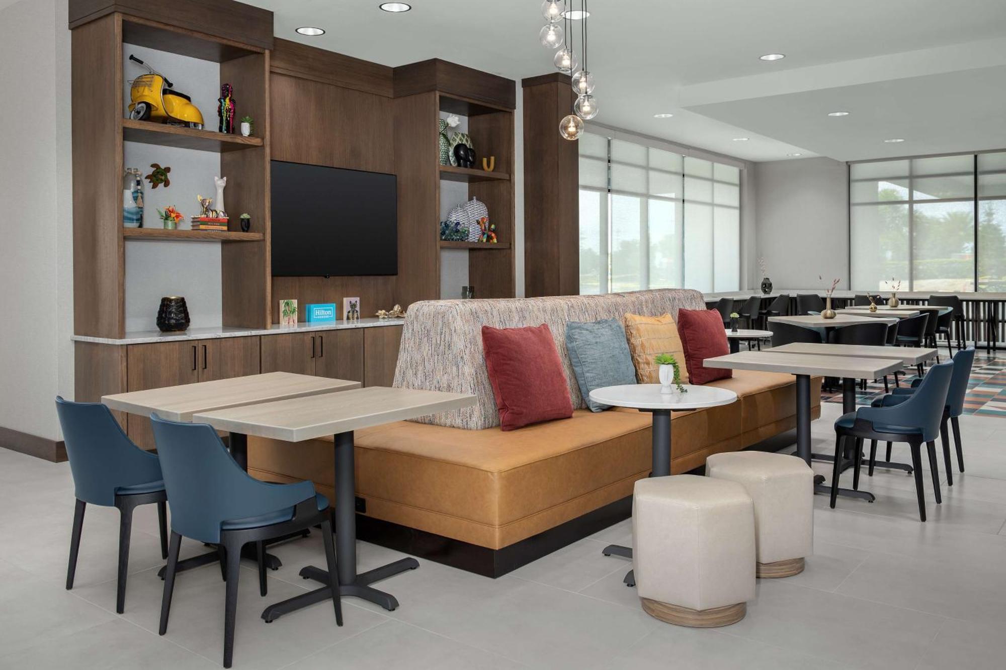 Hampton Inn Orlando Southeast Nona Narcoossee エクステリア 写真